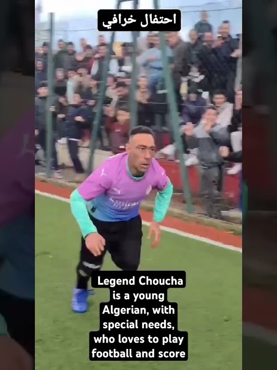 Choucha sprinting past the crowd